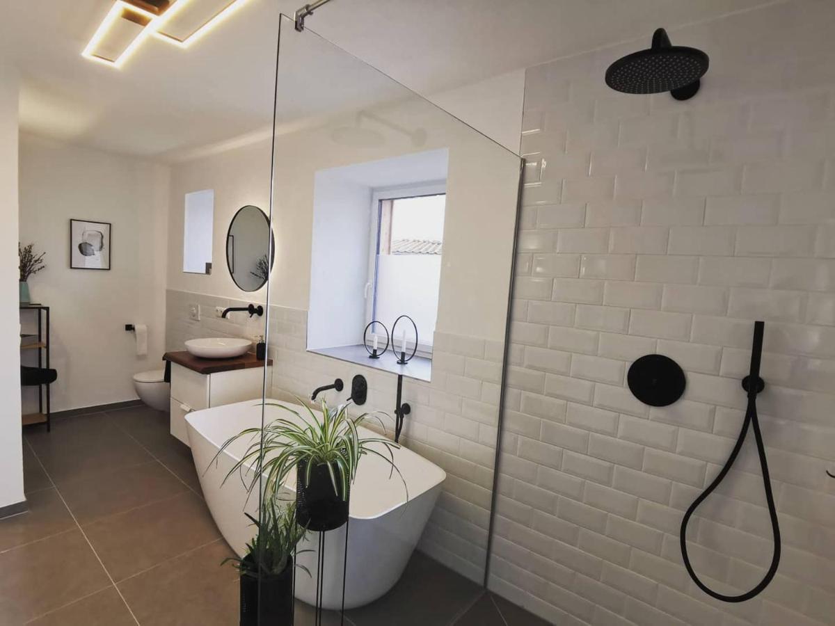 Moderne Ferienwohnungen Mit Designbad Petting Dış mekan fotoğraf